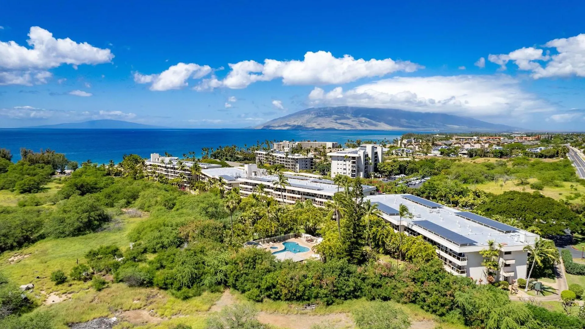 Prime Location! Walk To Beach, Shops & Dining! Wailea  0*, Wailea (Maui)